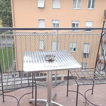 Elizabeth House Apartment Como