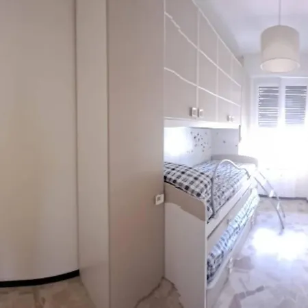 Apartment Elizabeth House *