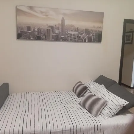 Elizabeth House Apartamento Como