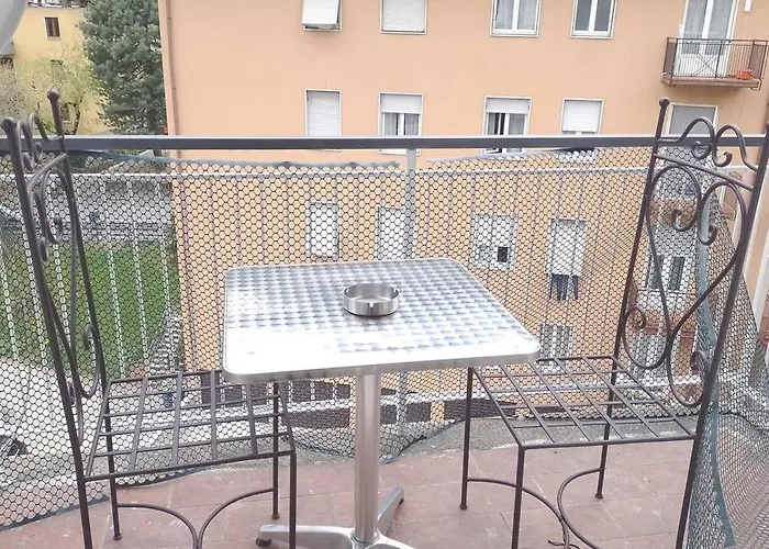 Elizabeth House Apartman Como