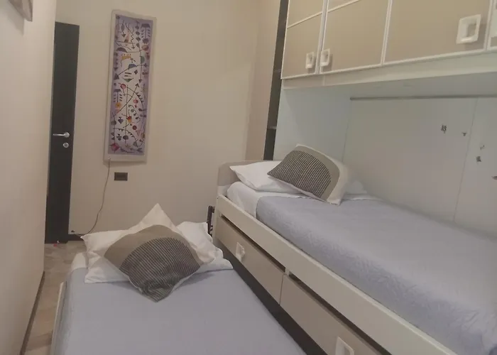 Elizabeth House Daire Como