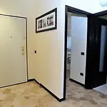 Elizabeth House Apartman Como